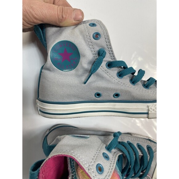 Women’s Converse Shoes Size 3 Multicolor Fun Shoes In Excellent Condition - Picture 14 of 16